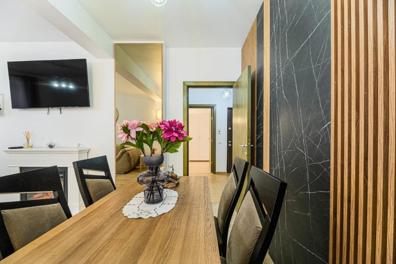 Eduard Home Braşov Extérieur photo
